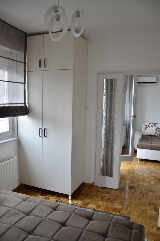 Apartment Arena White Belgrado Camera foto